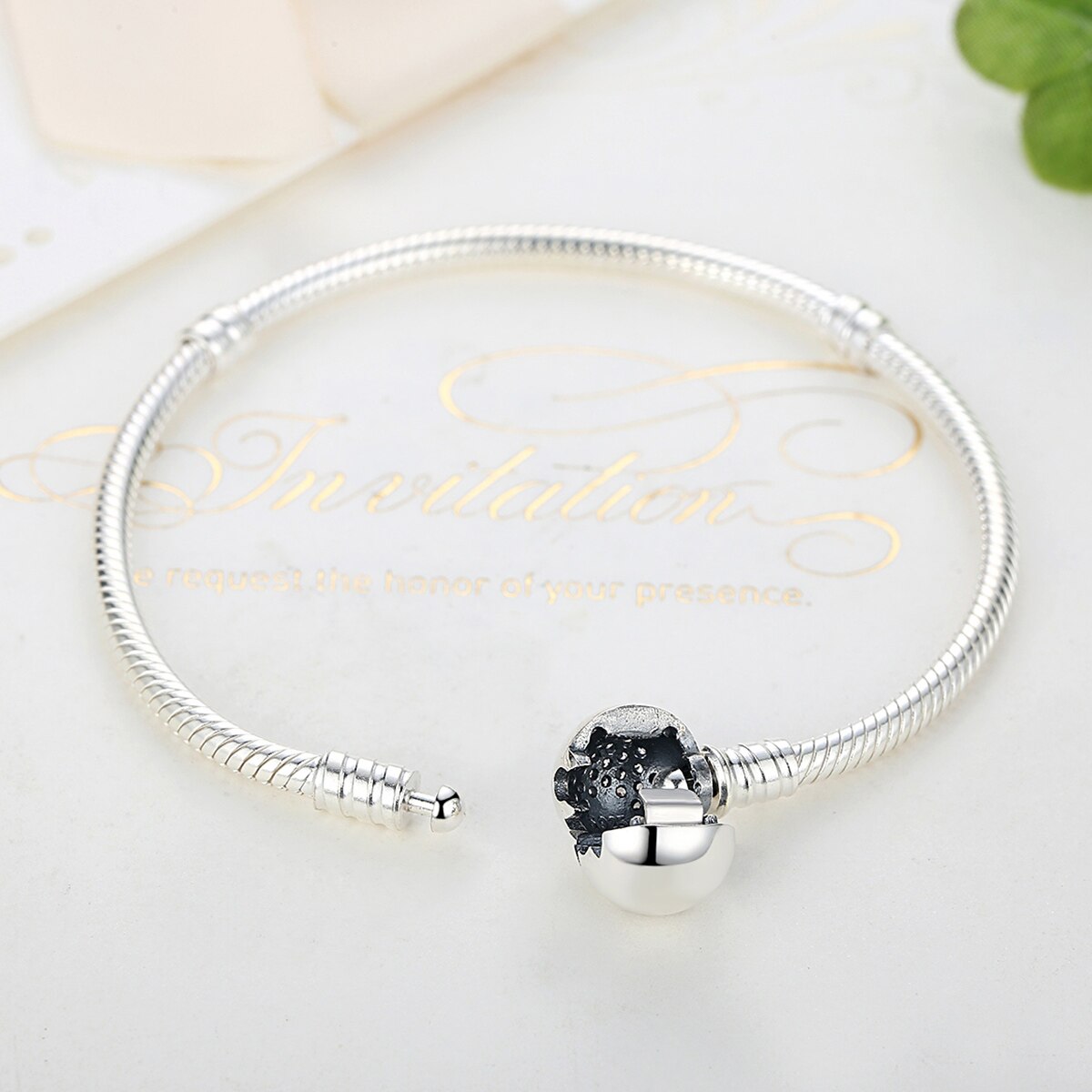 Charm Essence – Charm-Armband mit Herzverschluss